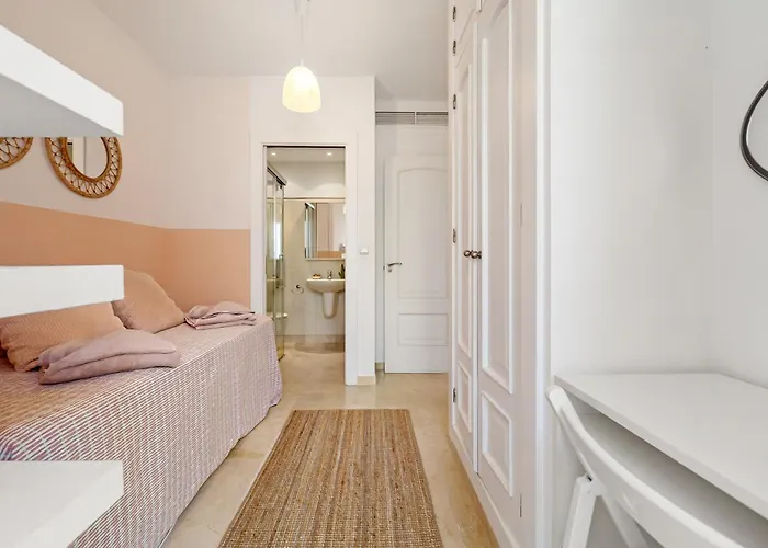 Secret View Costabella 度假居 *